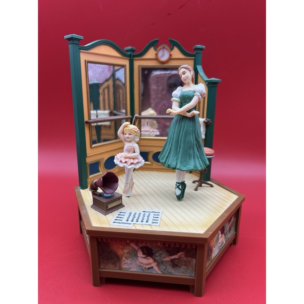 RARE Vintage 1997 Enesco Music Box w Motion Ballet School - Ballerinas